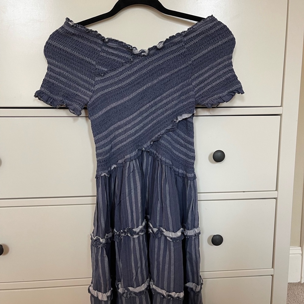 Cute short off the shoulder or not denim like material size Large